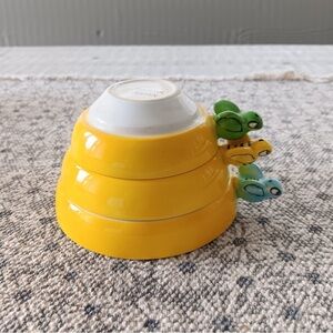 Vintage Menschik Goldman 1950s Ceramic Beehive Stacking Measuring Cups